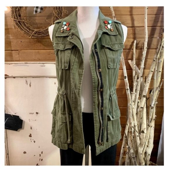 DECREE UTILITY VEST SIZE M